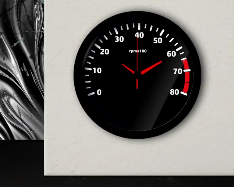 ساعت دیواری عقربه فانتزی با طرح کیلومتر 405 مشکی قطر31